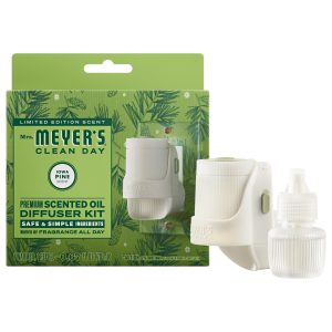 Iowa Pine Plug In Scented Oil Warmer With Refill